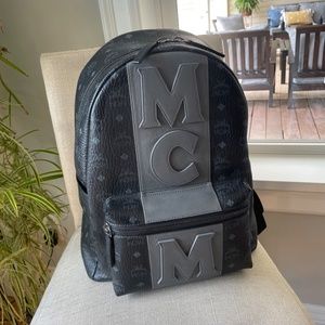 MCM BACKPACK LARGE